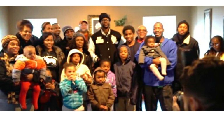 2Chainz Buys House for Family 11